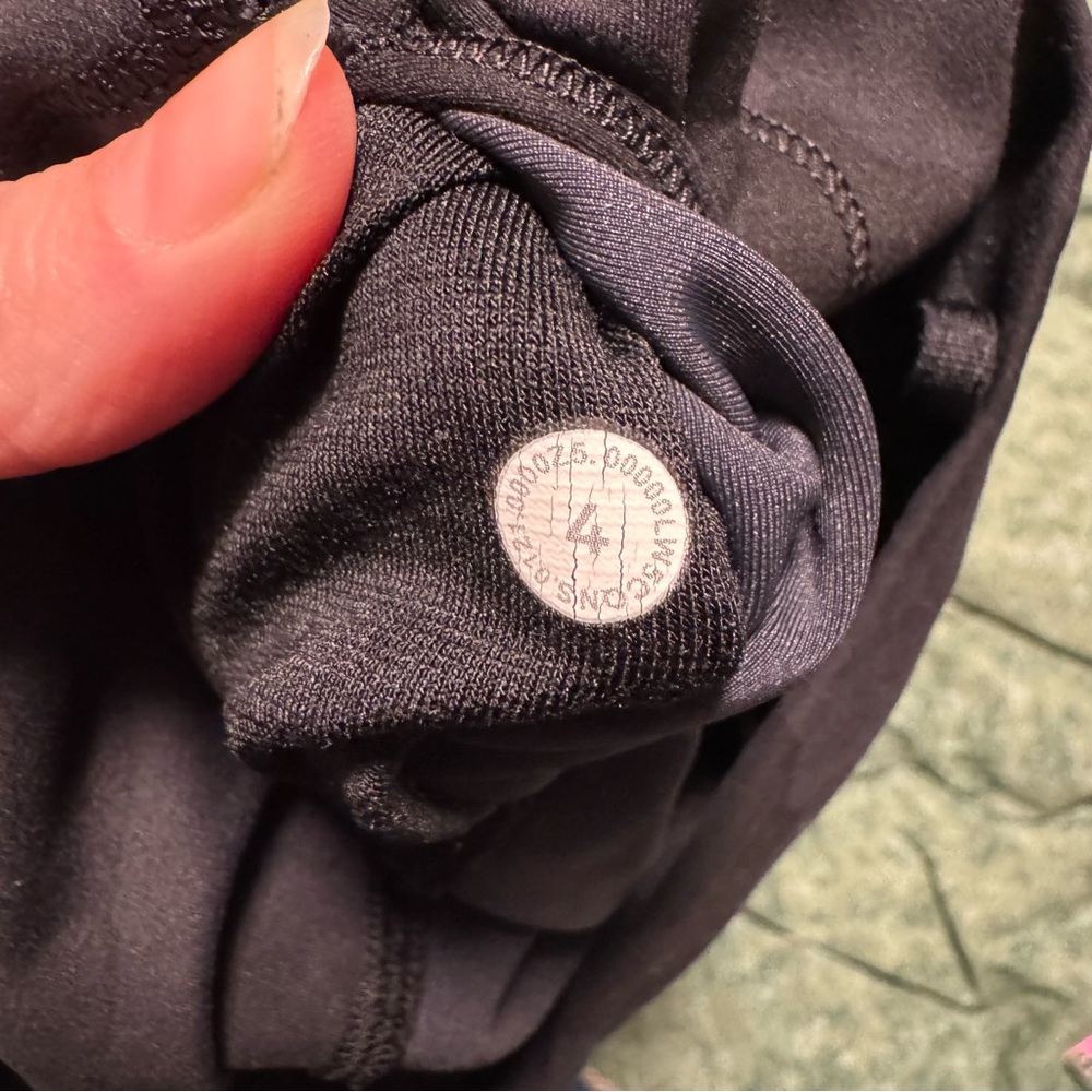 Lululemon Camouflage Wunder Train Leggings - Women’s 4 - Picture 9 of 10